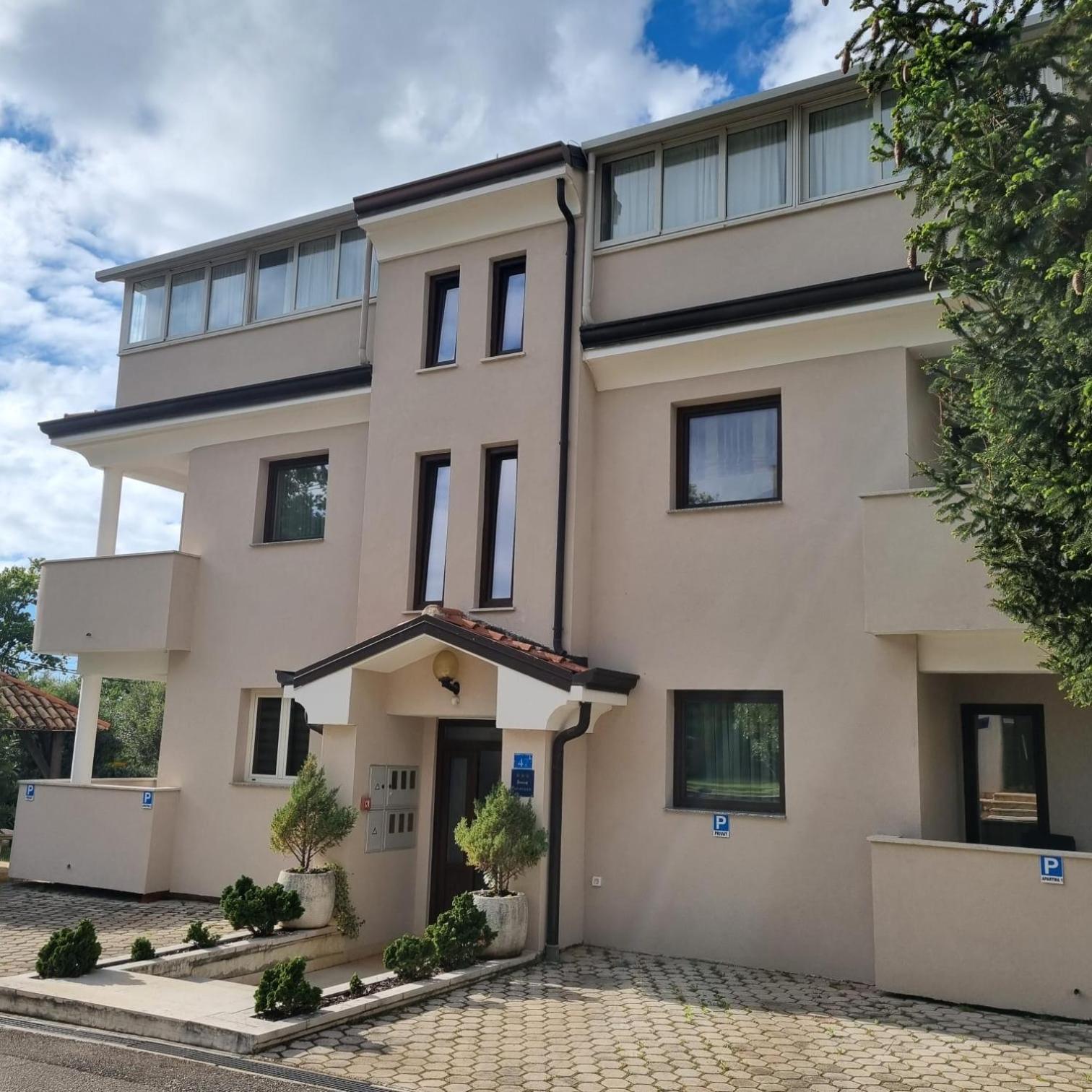 Apartments Krizine Umag Extérieur photo