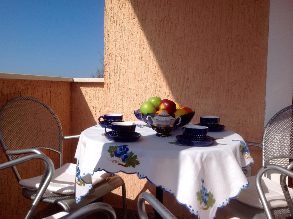 Apartments Krizine Umag Chambre photo